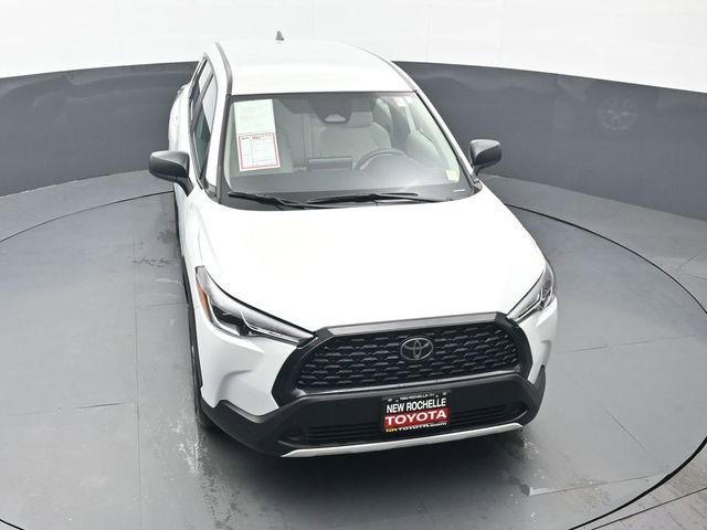 Used 2024 Toyota Corolla Cross L image 40