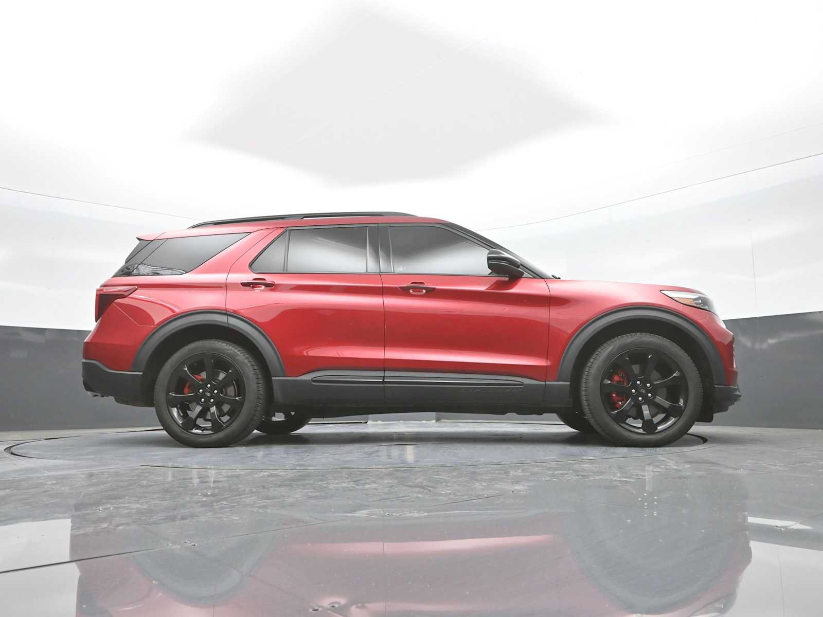 Used 2023 Ford Explorer ST w/ Equipment Group 401A AWD/4WD image 26