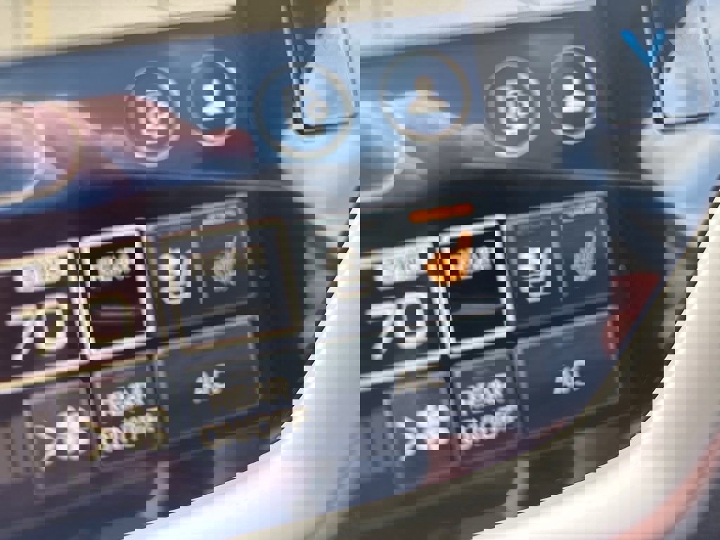 New 2025 Subaru Ascent Touring image 30