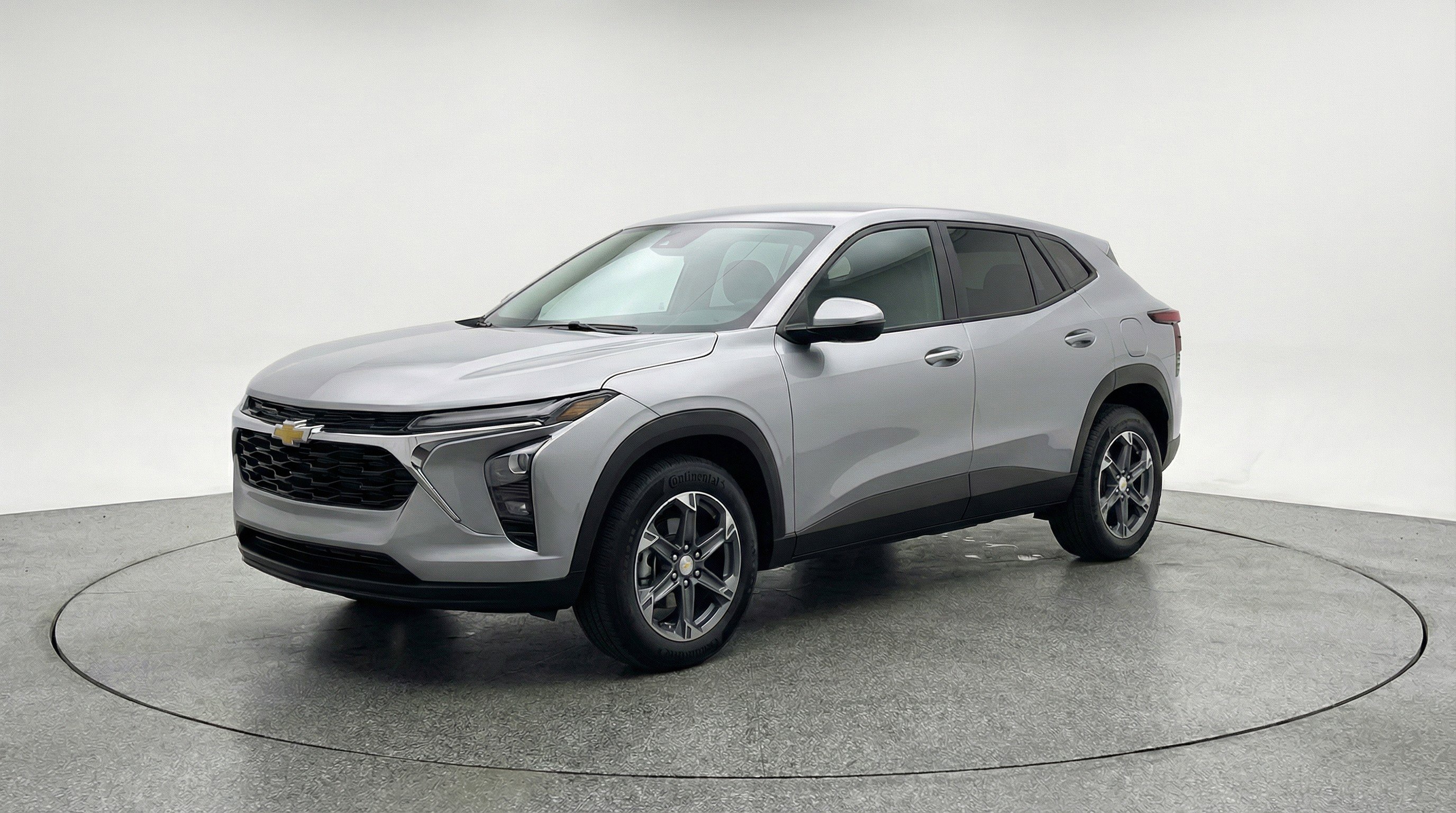 Used 2025 Chevrolet Blazer LT FWD image 3
