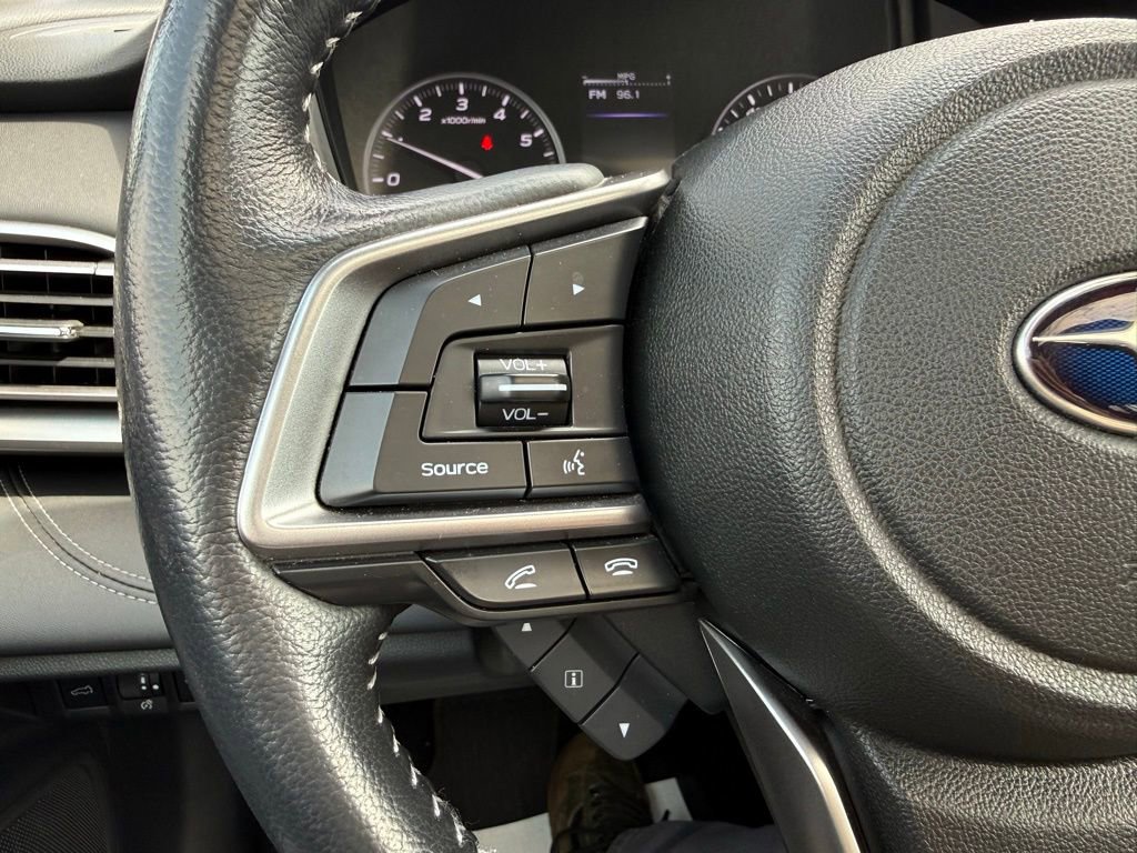 Used 2022 Subaru Outback Limited image 17