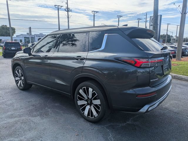 Used 2025 Mitsubishi Outlander SEL FWD image 5