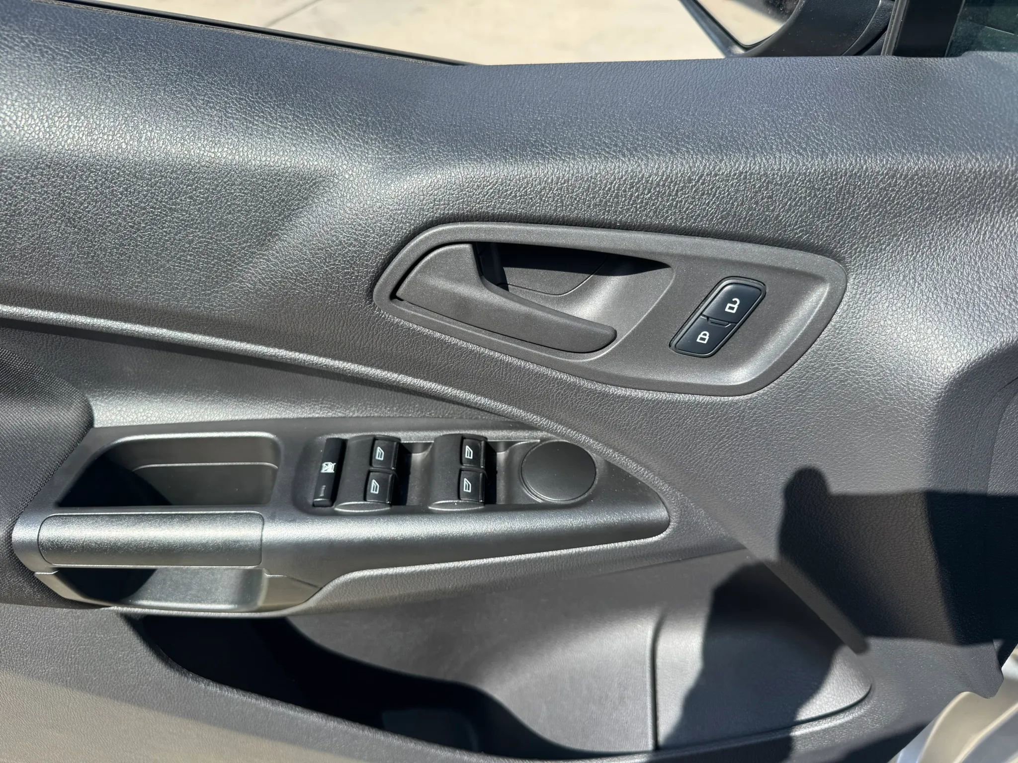 Used 2017 Ford Transit Connect XL FWD image 22