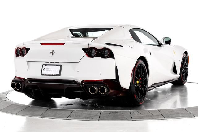 Used 2021 Ferrari 812 GTS RWD image 10