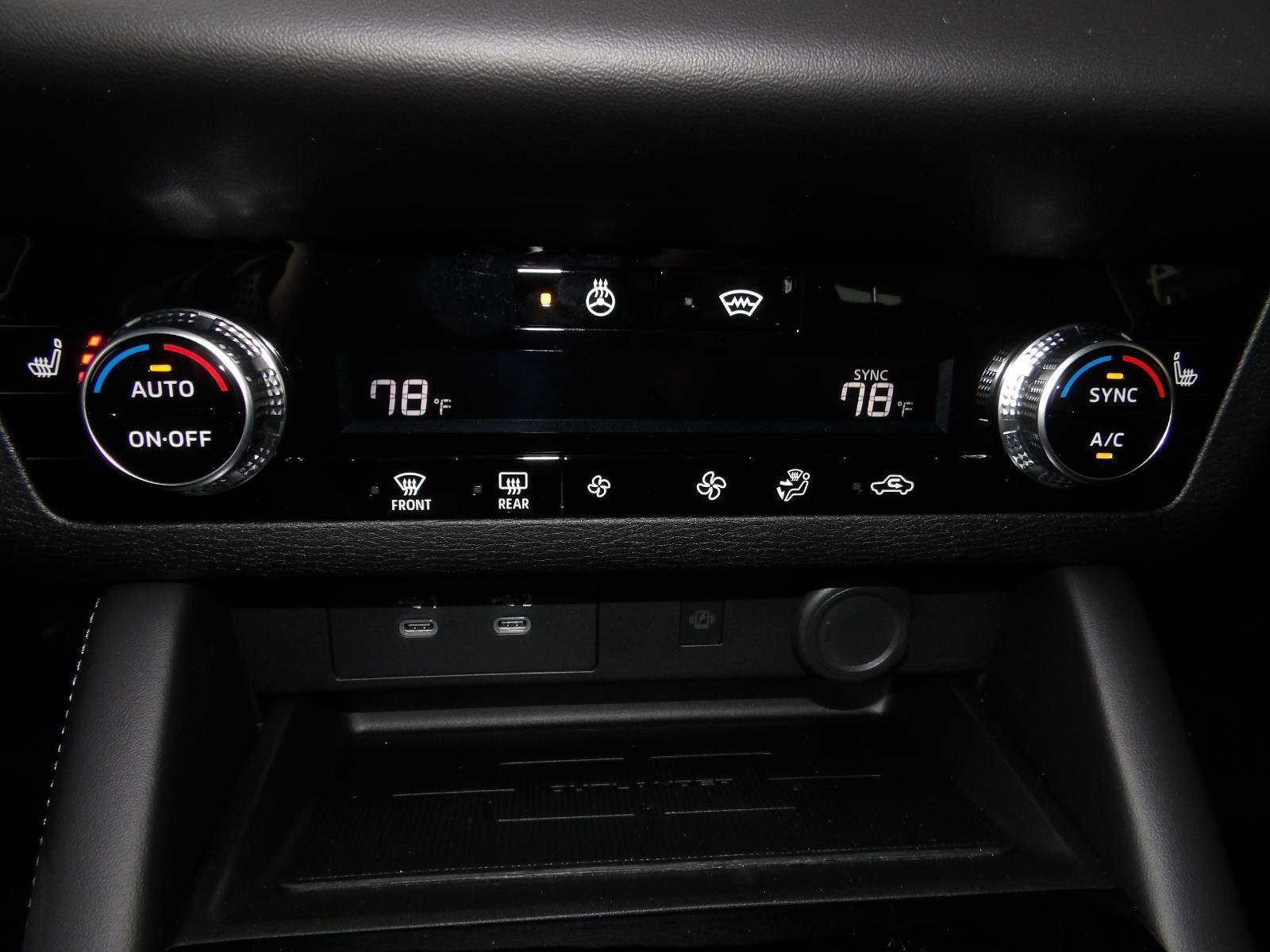 New 2026 Mitsubishi Outlander SE image 22