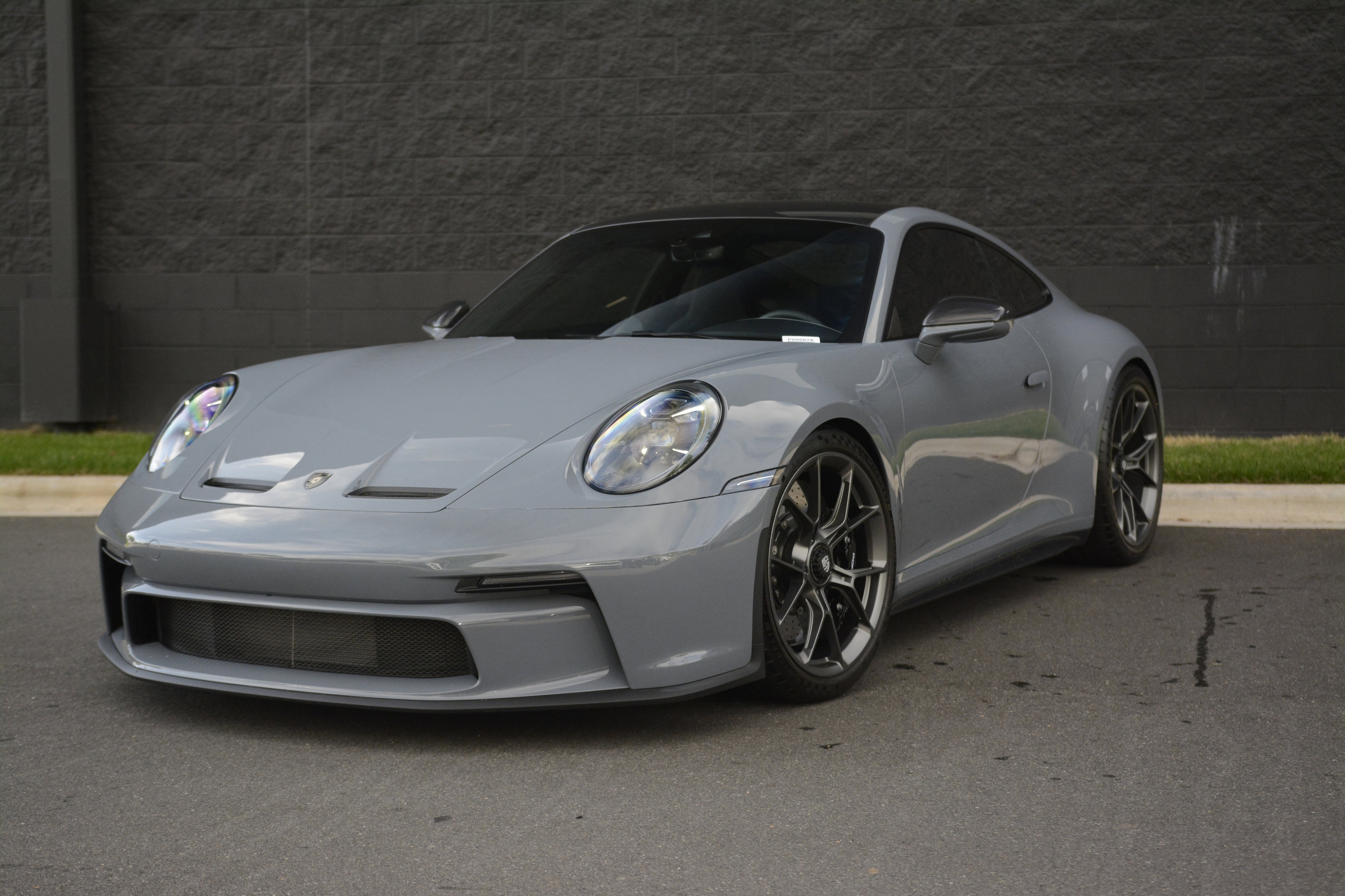 Certified 2023 Porsche 911 GT3 RWD image 1