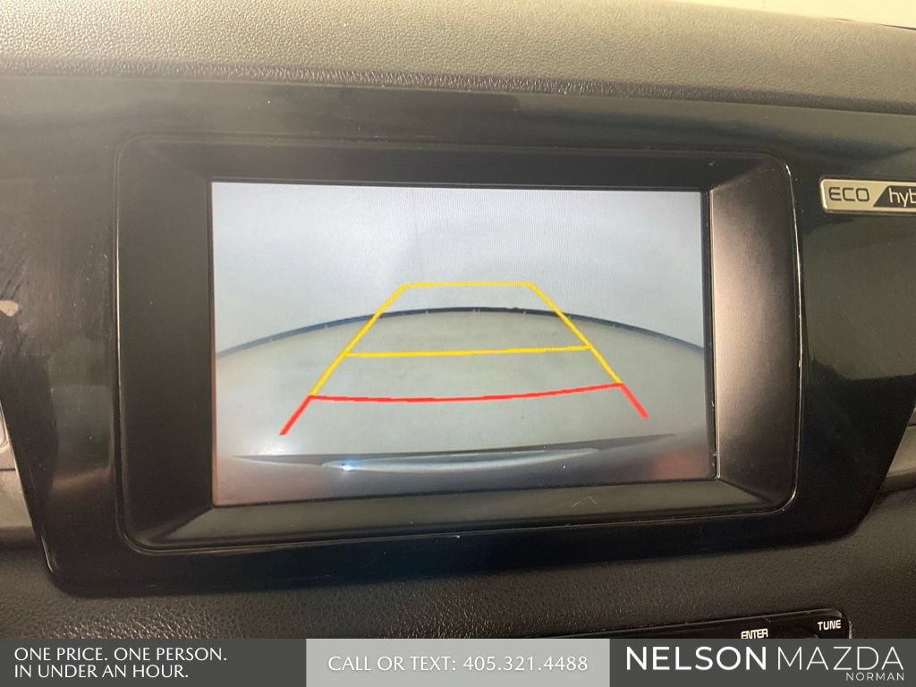 Used 2017 Kia Niro FE FWD image 11