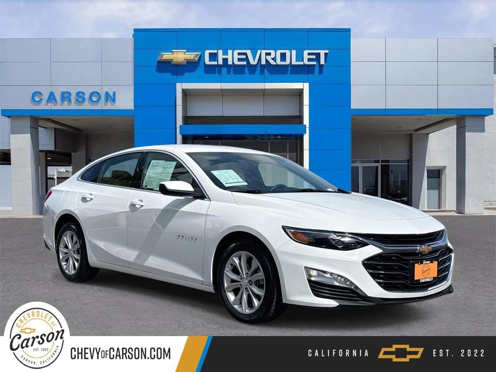 Used 2025 Chevrolet Malibu LT FWD image 1