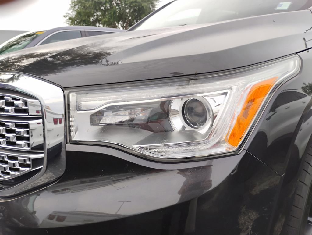 Used 2017 GMC Acadia Denali FWD image 9