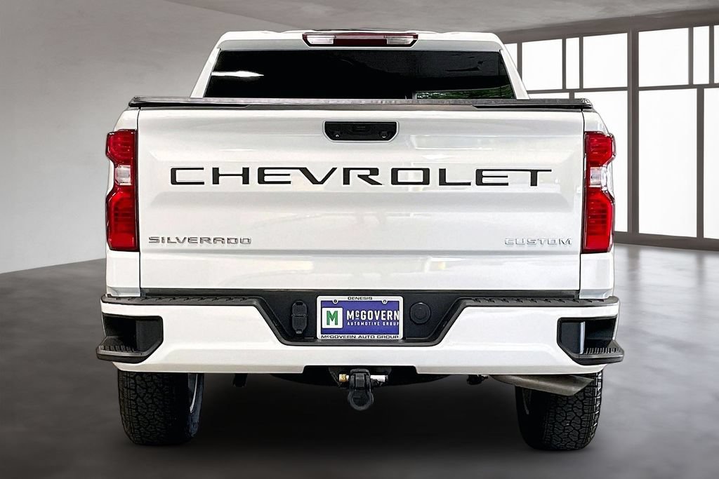 Used 2022 Chevrolet Silverado 1500 Custom AWD/4WD image 6