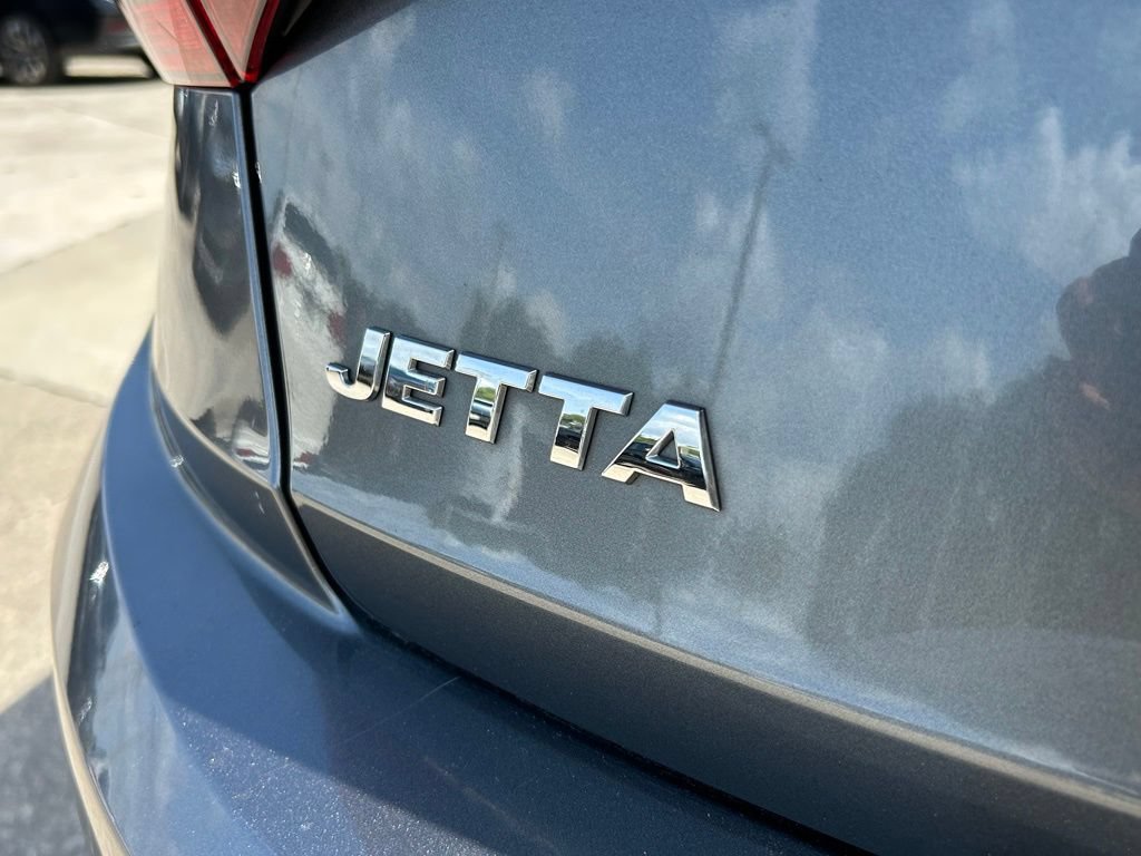 Certified 2021 Volkswagen Jetta SE w/ SE Cold Weather Package FWD image 46