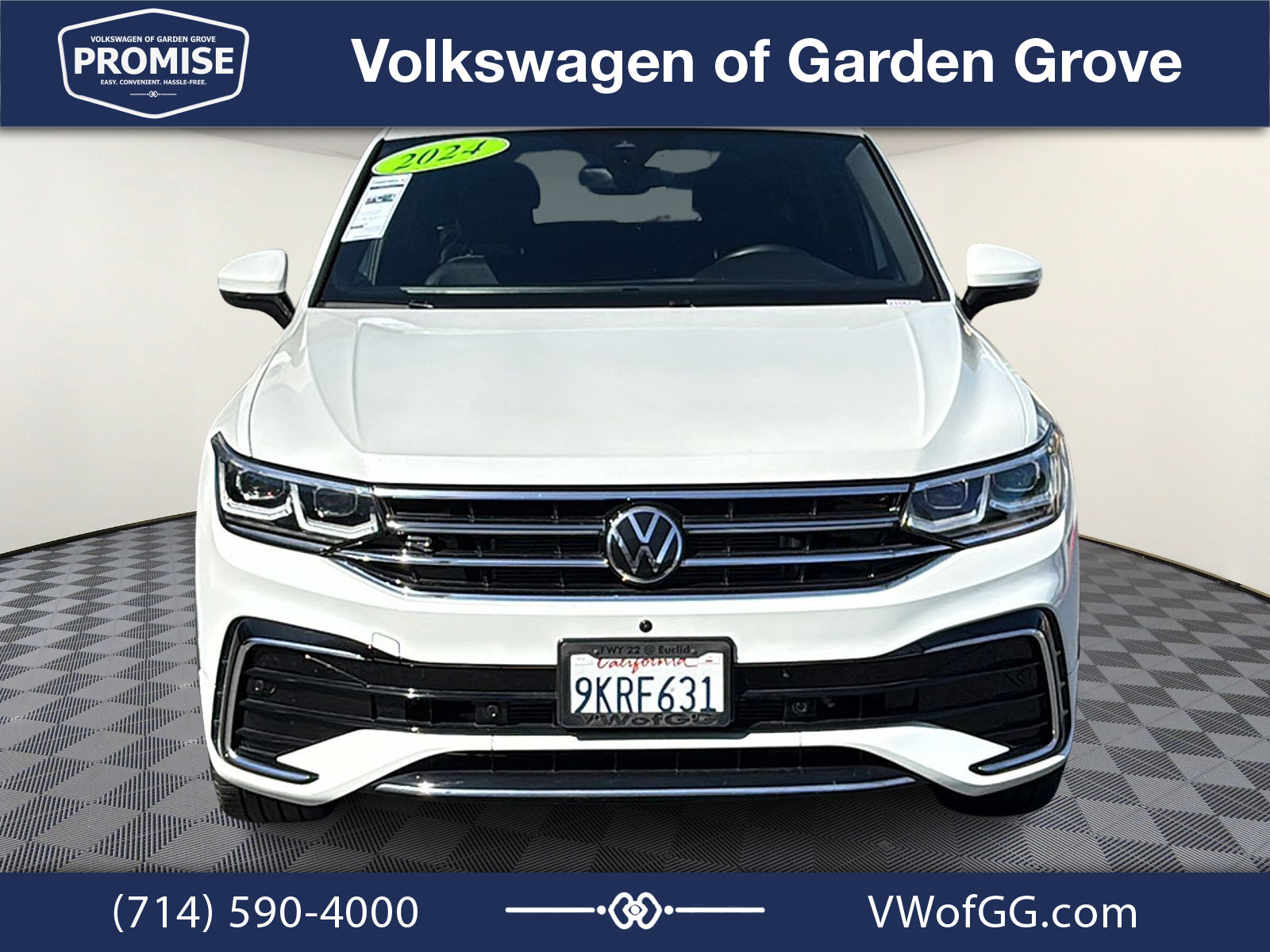 Used 2024 Volkswagen Tiguan SEL R-Line AWD/4WD image 3