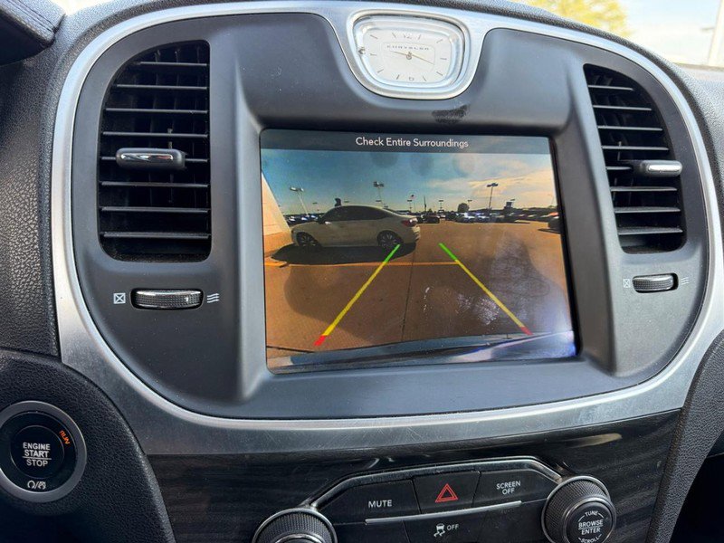 Used 2018 Chrysler 300 Touring image 20