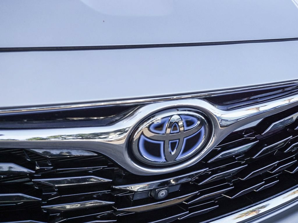 Used 2021 Toyota Highlander Platinum AWD/4WD image 12