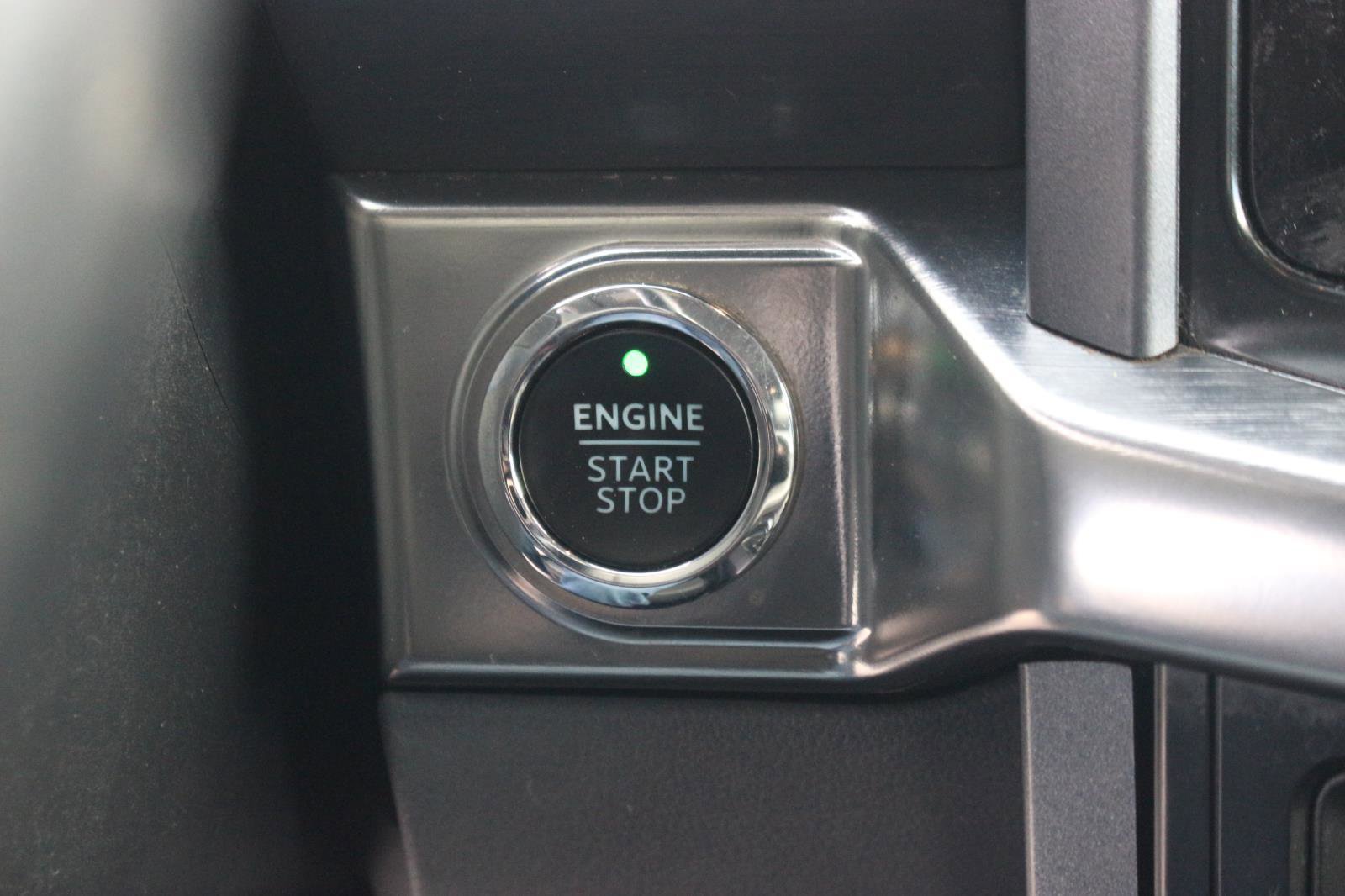 Used 2023 Ford F150 Lariat image 30