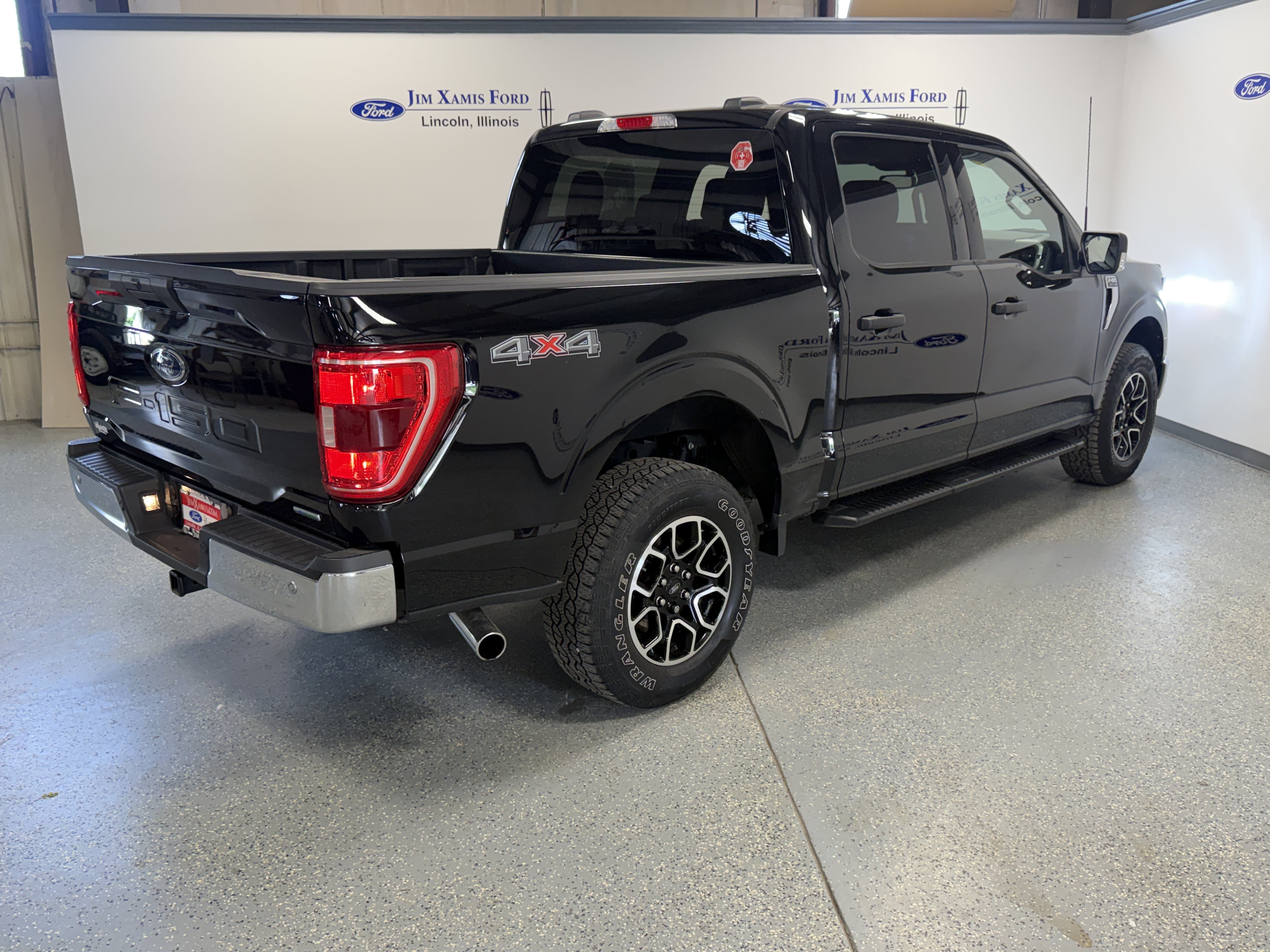 Used 2023 Ford F150 XLT w/ Equipment Group 301A Mid AWD/4WD image 32