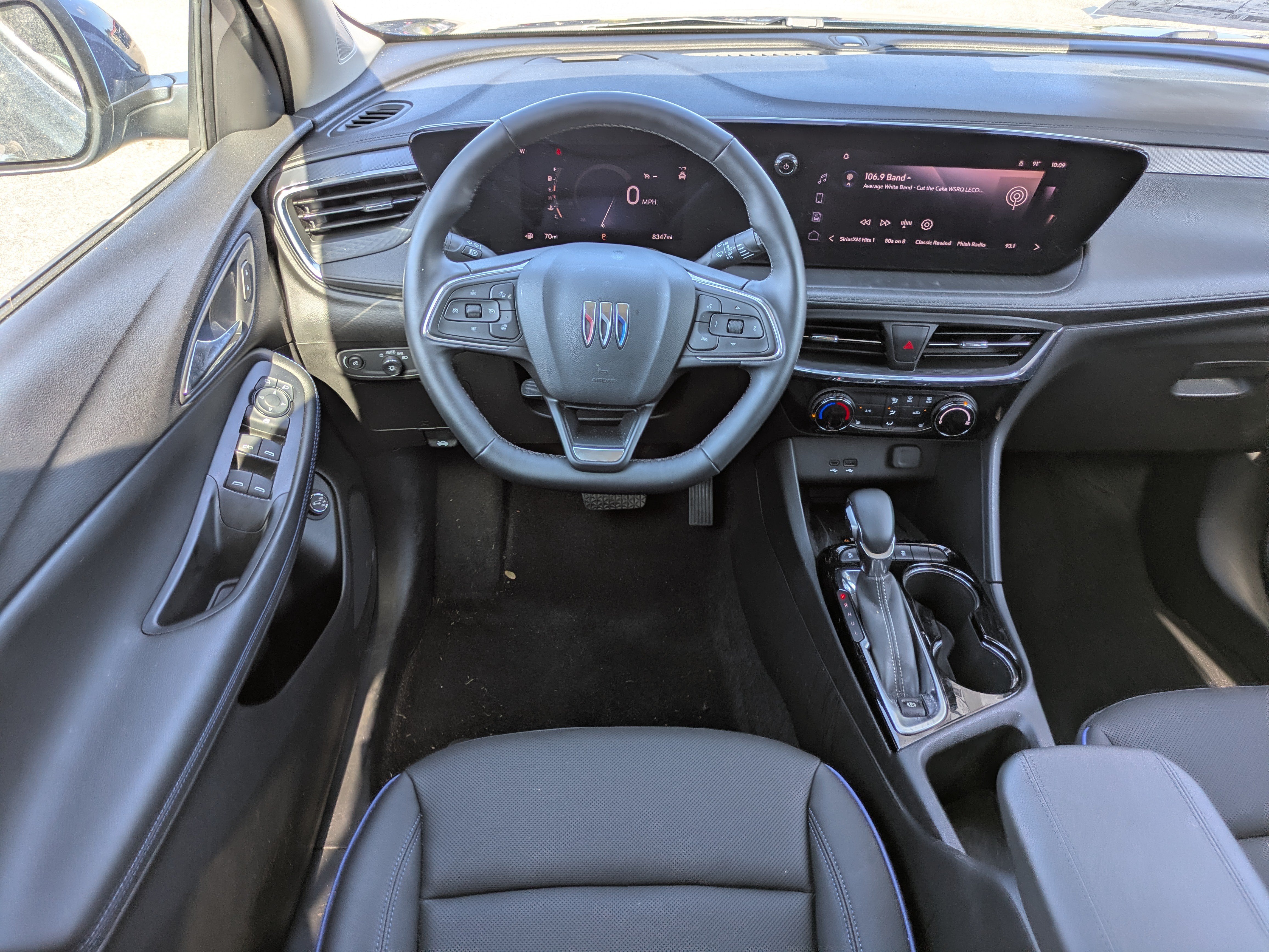 Used 2025 Buick Encore GX Sport Touring w/ Advanced Technology Package FWD image 16
