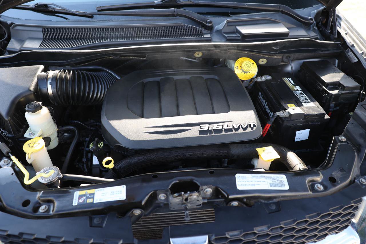 Used 2015 Dodge Grand Caravan American Value Package image 17