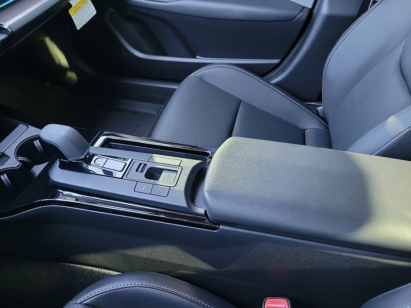 New 2026 Toyota Prius XLE FWD image 20