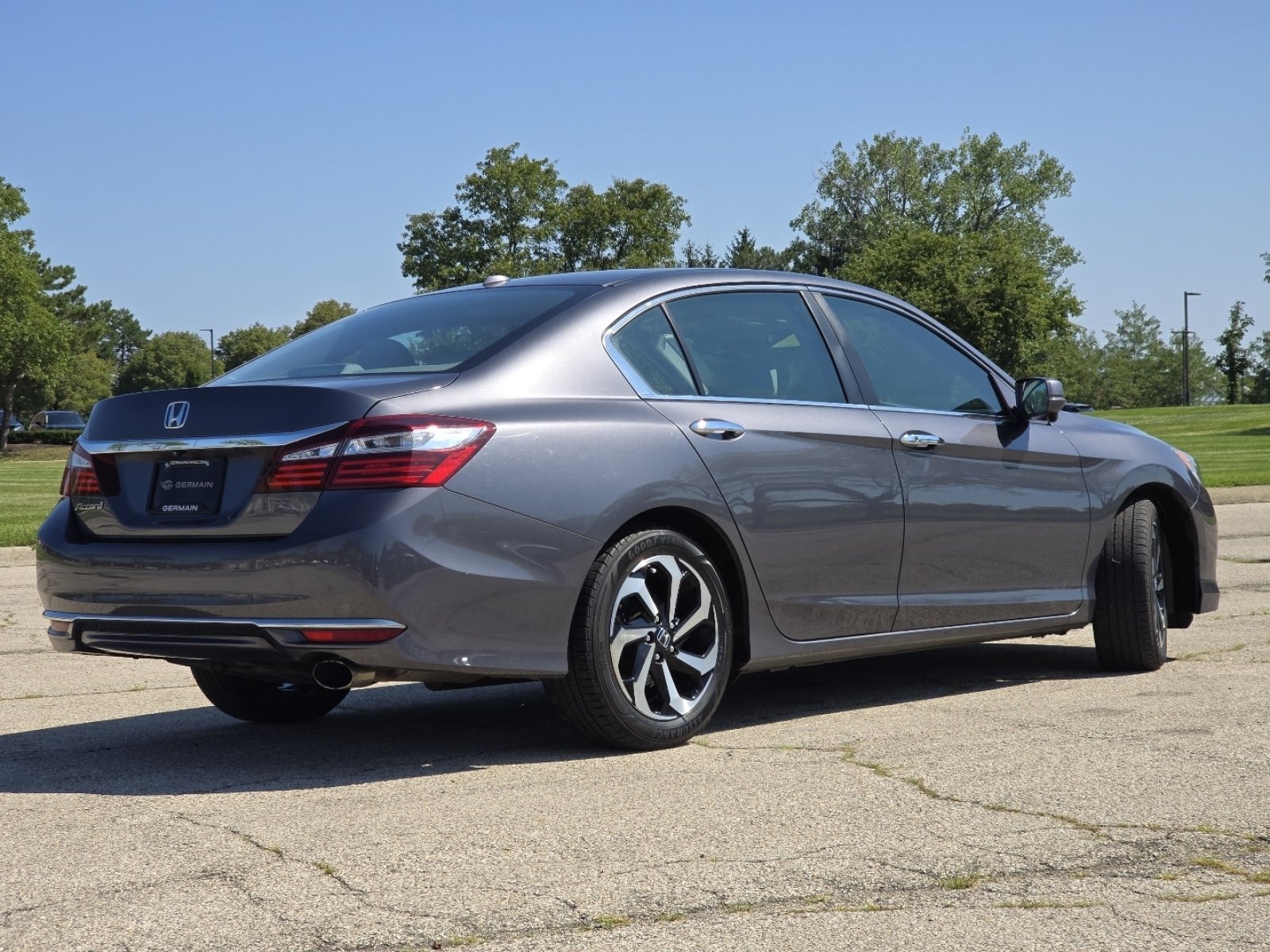 Used 2017 Honda Accord EX-L image 17