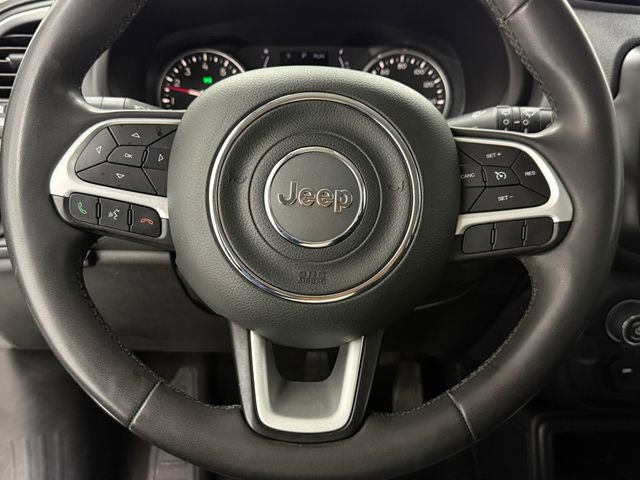 Used 2020 Jeep Renegade Latitude FWD image 9