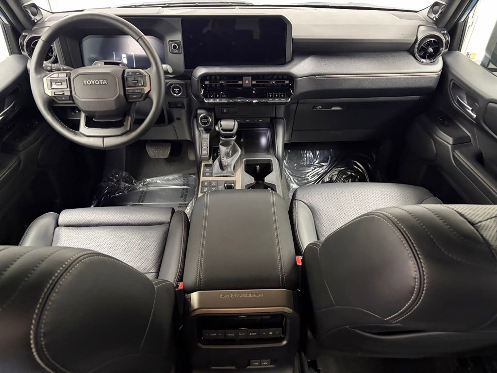 Used 2025 Toyota Land Cruiser w/ Premium Package AWD/4WD image 18