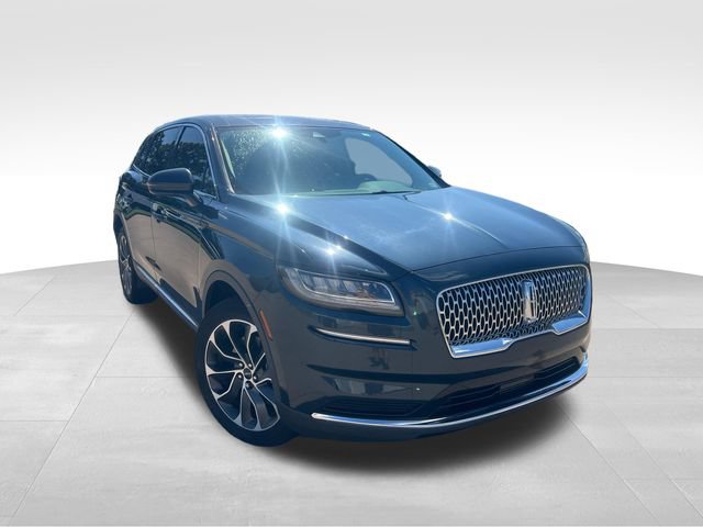 Used 2021 Lincoln Nautilus Reserve AWD/4WD image 14