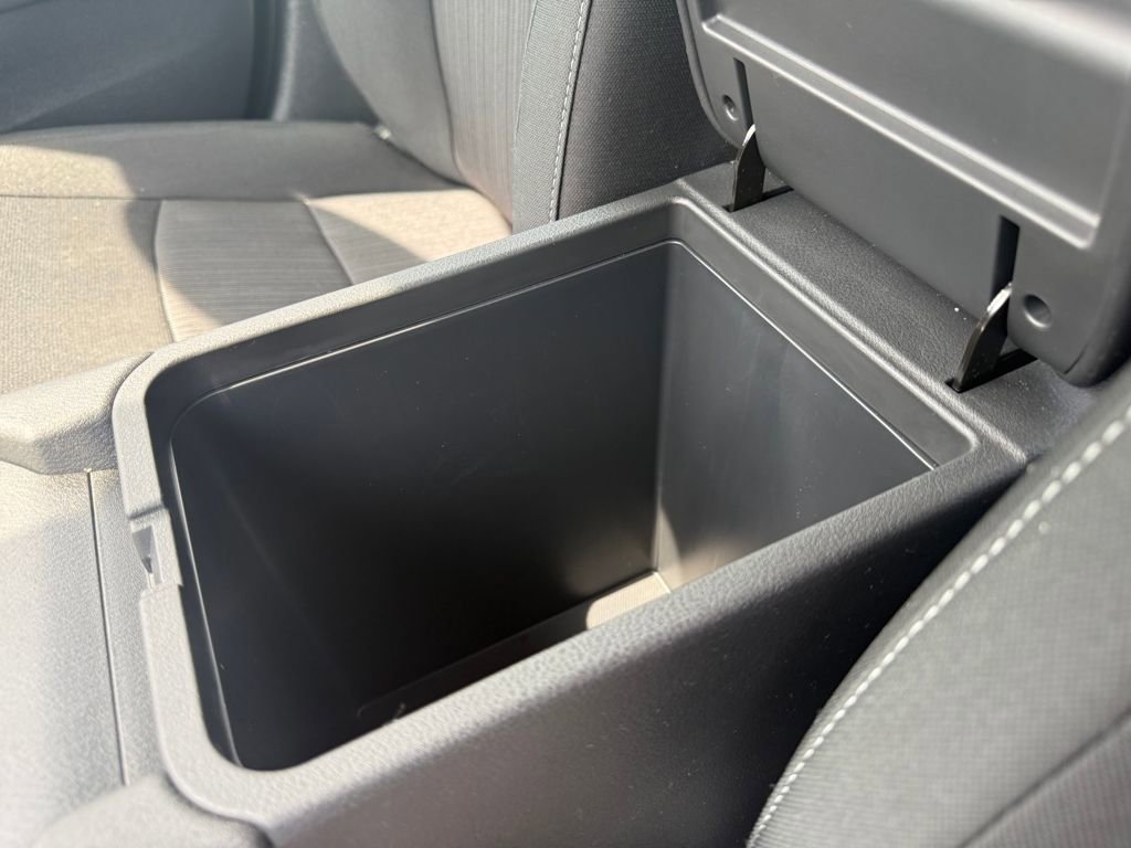 Used 2025 Nissan Sentra SV image 26