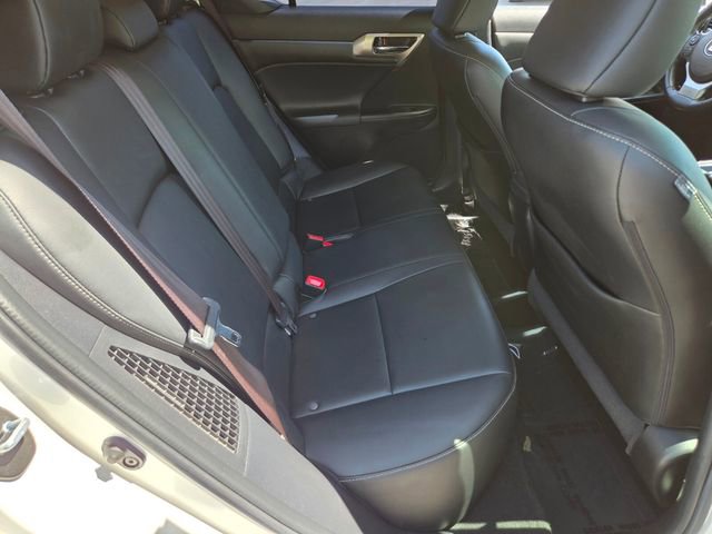 Used 2016 Lexus CT 200h w/ Accessory Package 2 image 19
