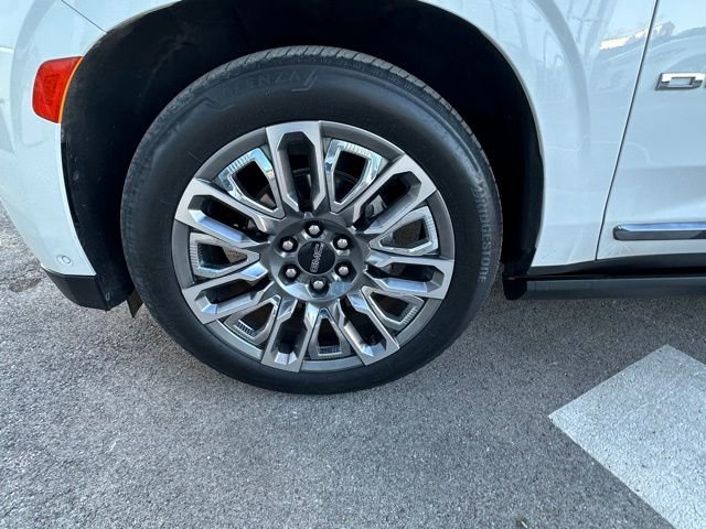 Used 2024 GMC Yukon Denali Ultimate image 13