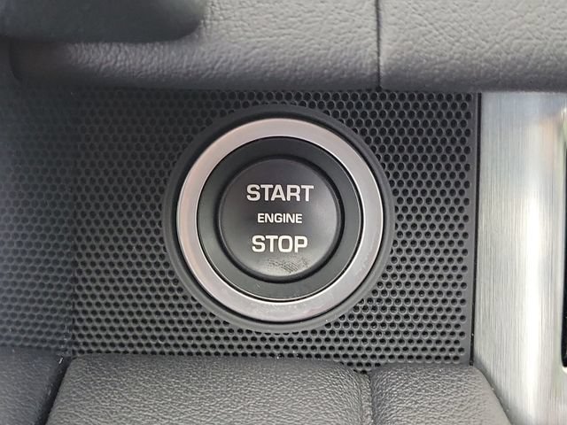 Used 2017 Land Rover Range Rover AWD/4WD image 31