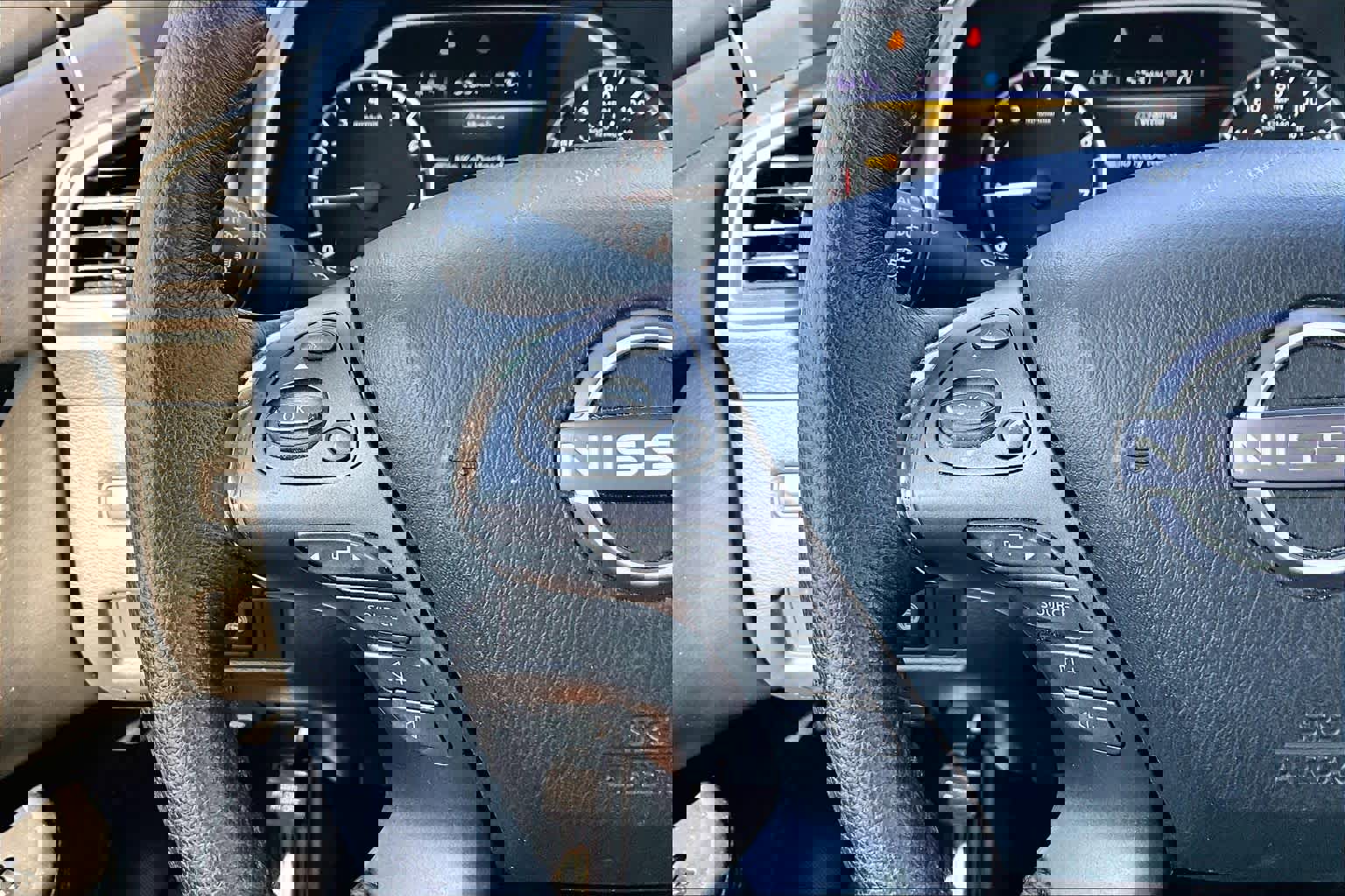 Certified 2024 Nissan Murano SV w/ SV Midnight Edition Package image 46