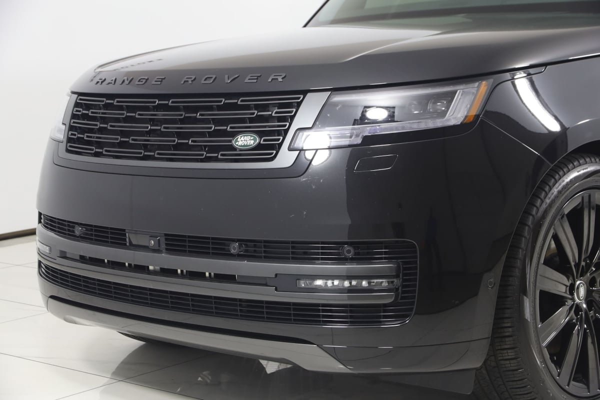 Used 2025 Land Rover Range Rover SE AWD/4WD image 60