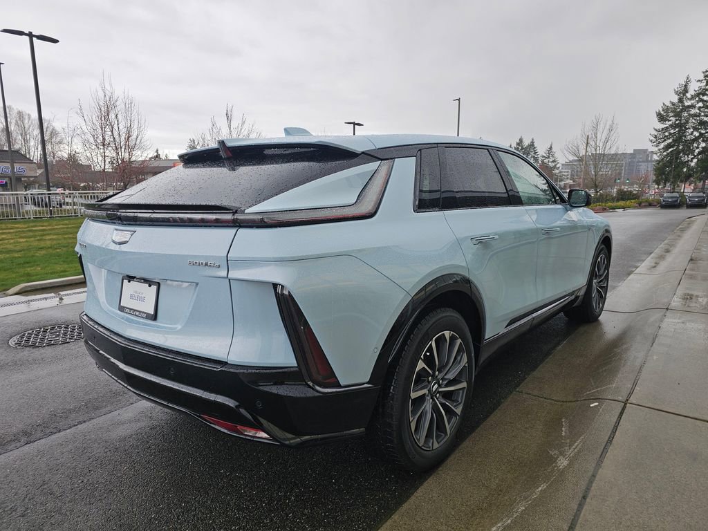 New 2026 Cadillac Lyriq Premium Sport image 7