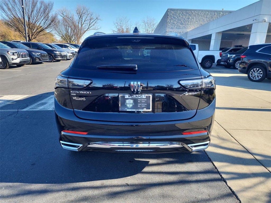 Certified 2025 Buick Envision Avenir image 7