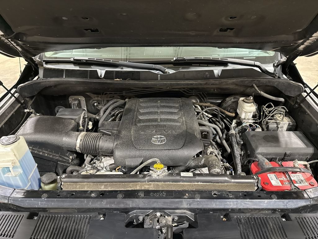 Used 2017 Toyota Tundra Limited w/ Limited Premium Package AWD/4WD image 25