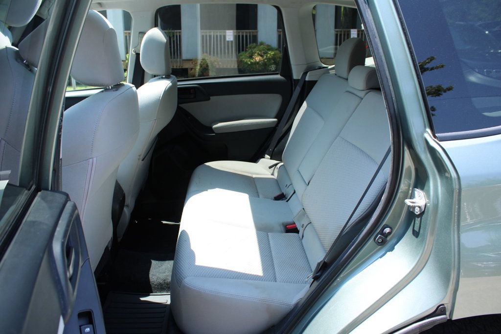 Used 2015 Subaru Forester 2.5i Premium w/ Popular Package #2 AWD/4WD image 29