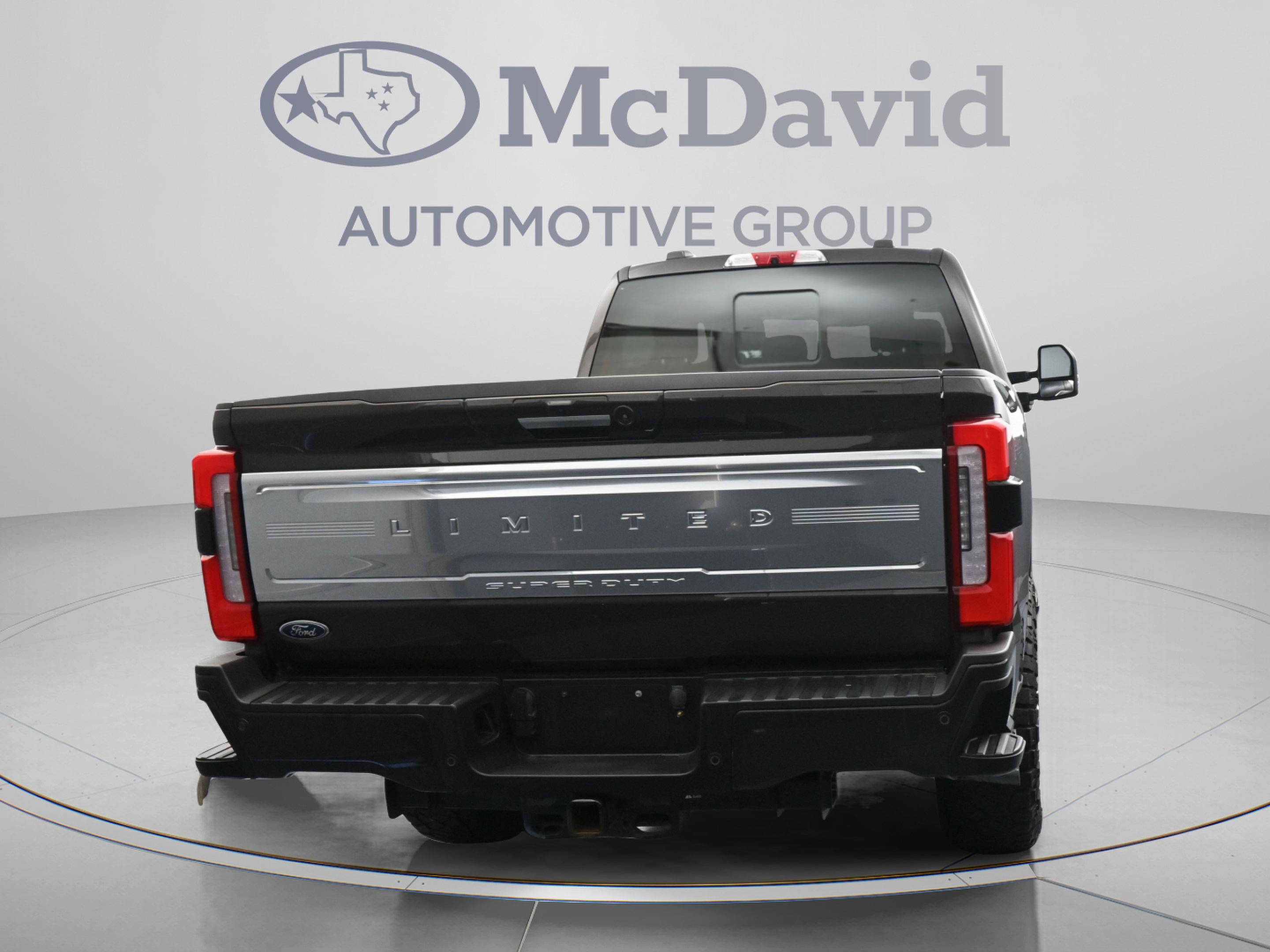 Used 2024 Ford F350 Limited w/ FX4 Off-Road Package AWD/4WD image 8