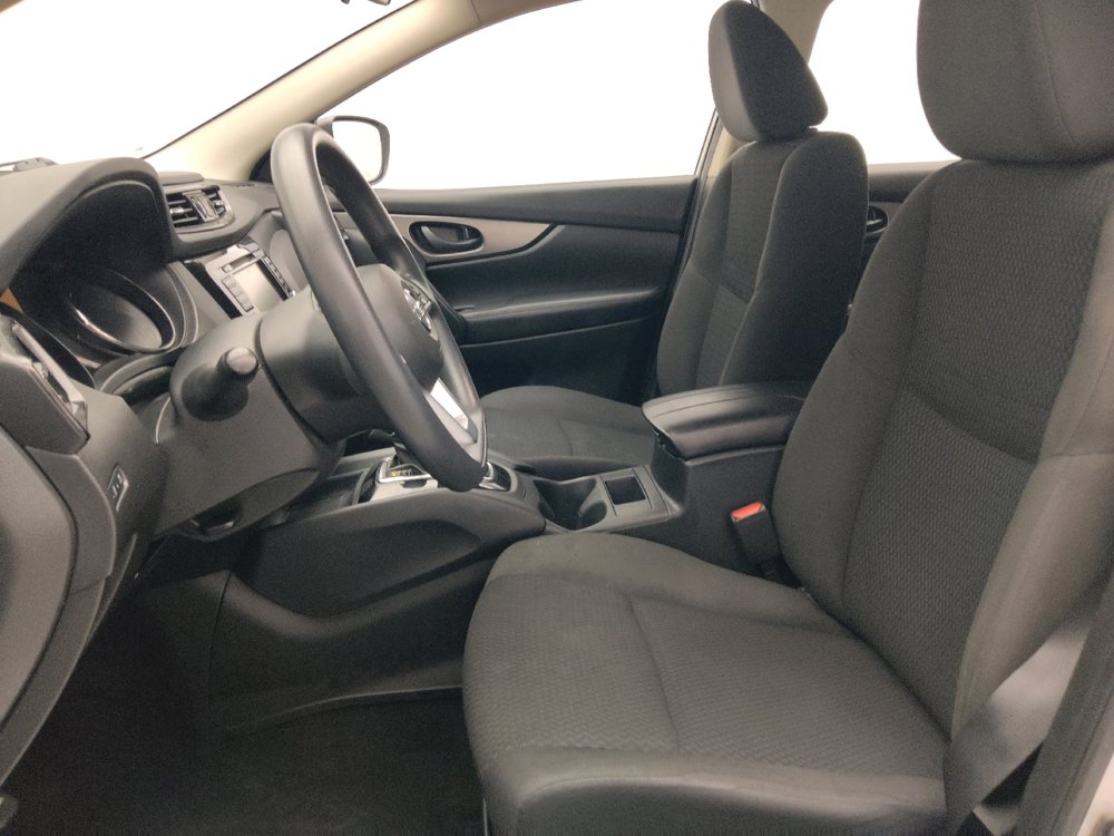 Used 2022 Nissan Rogue Sport S FWD image 17