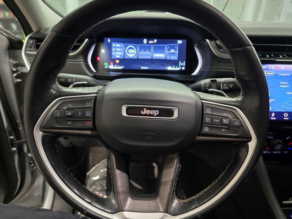 Used 2021 Jeep Grand Cherokee L Limited AWD/4WD image 17