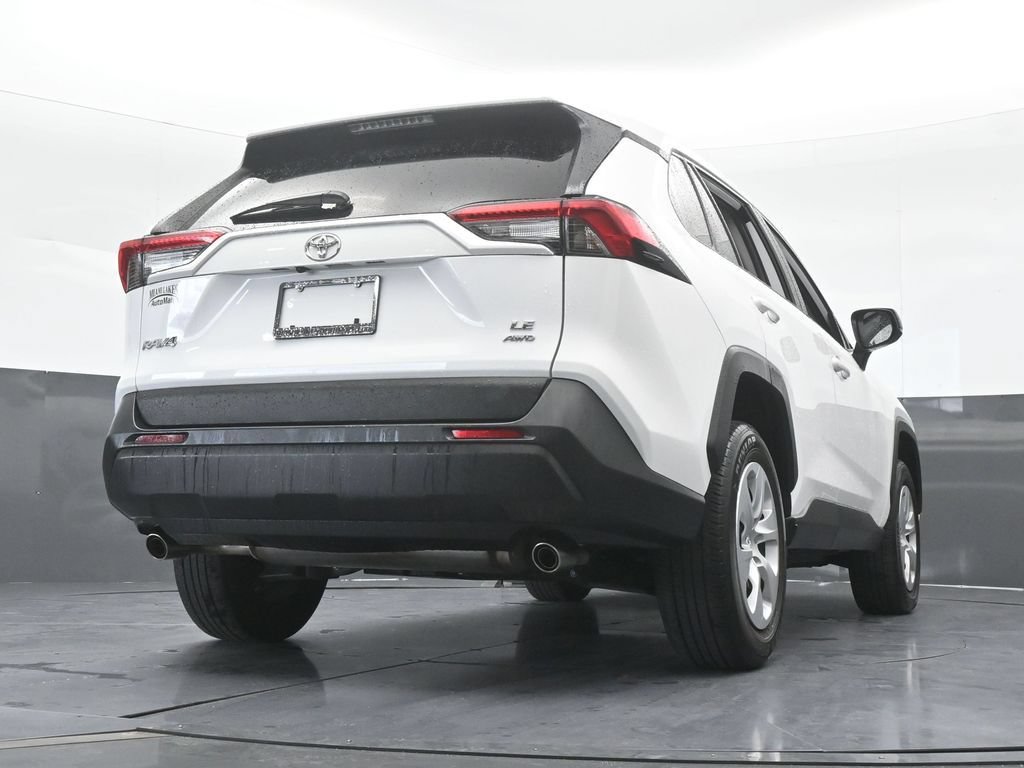 Used 2025 Toyota RAV4 LE AWD/4WD image 55