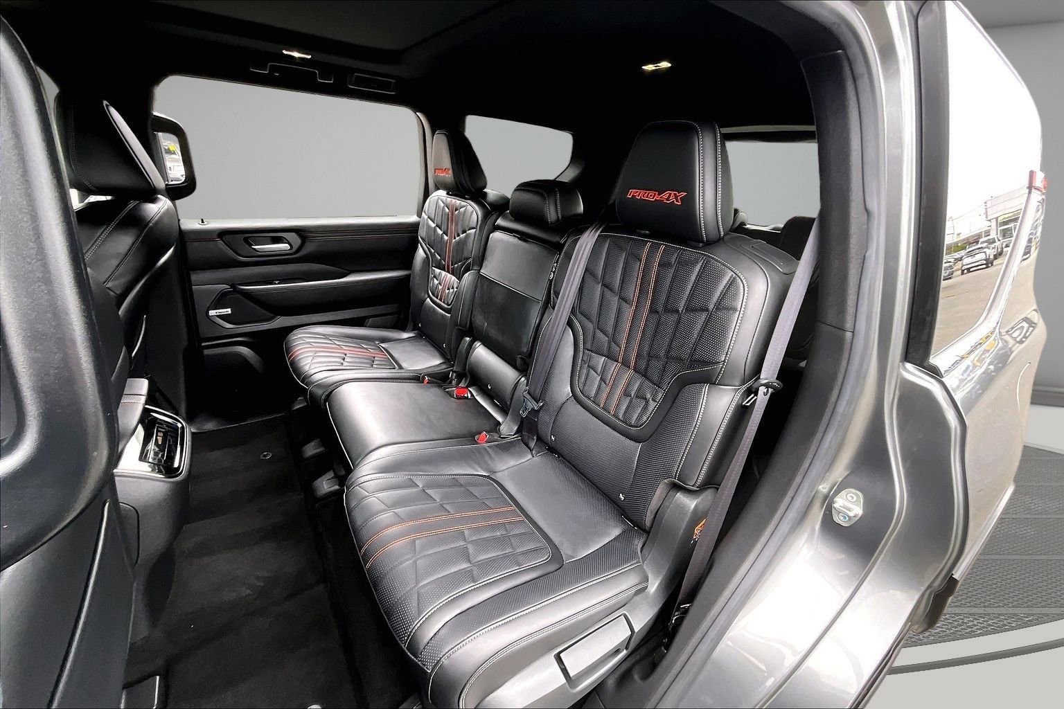 Used 2025 Nissan Armada PRO-4X w/ Pro-4X Premium Package image 21