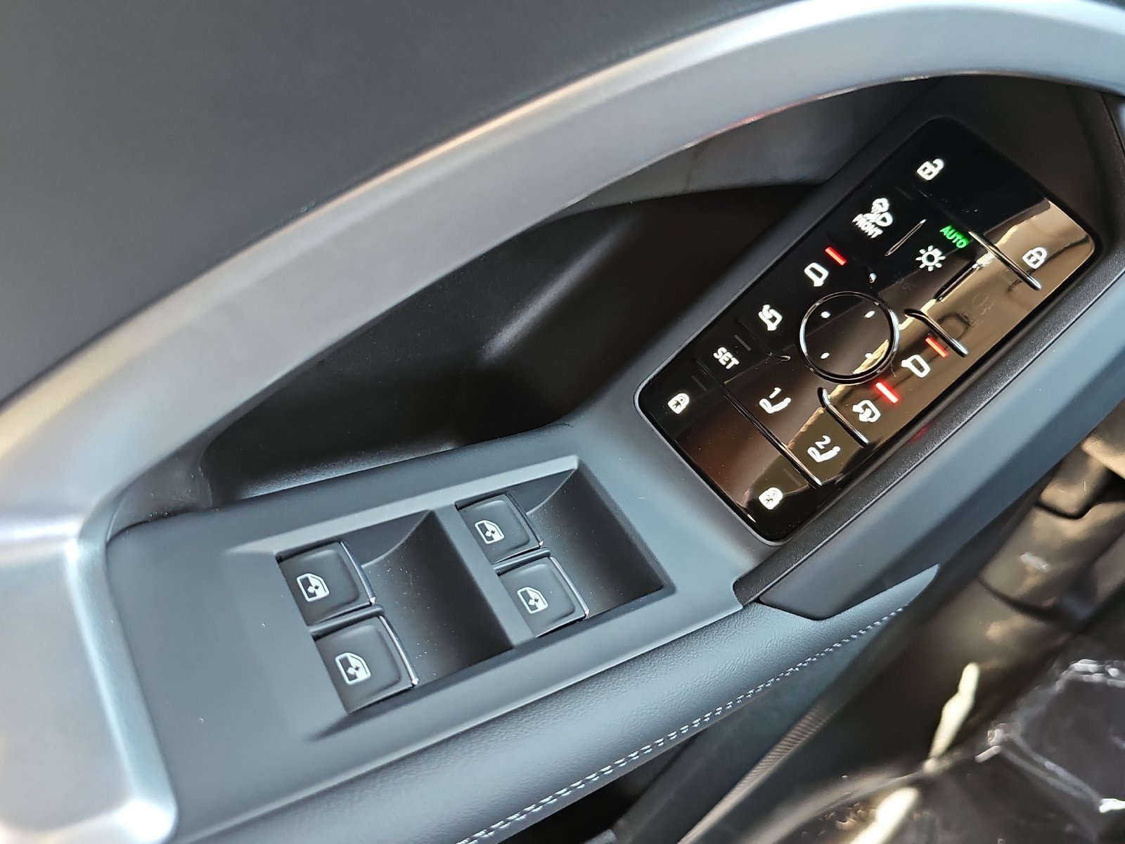 New 2026 Audi Q5 Premium Plus AWD/4WD image 30