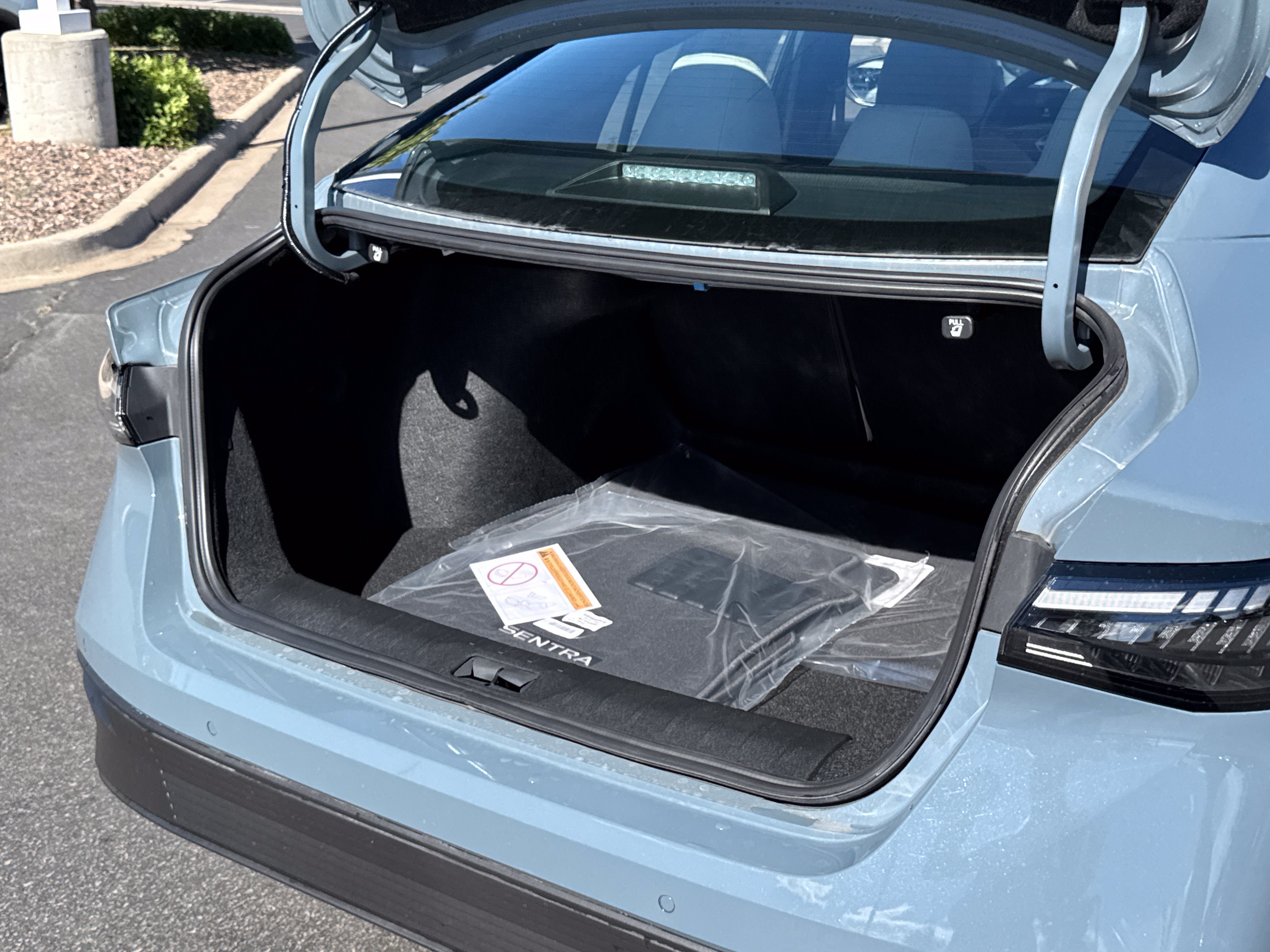 New 2026 Nissan Sentra SL w/ Floor Mat Package FWD image 8
