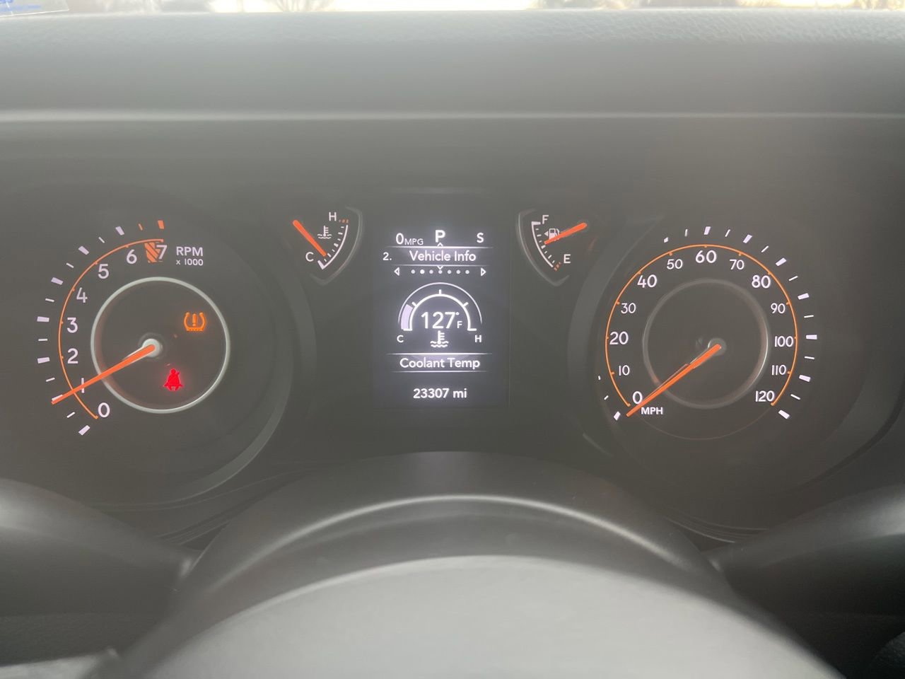 Used 2025 Jeep Gladiator Nighthawk image 24