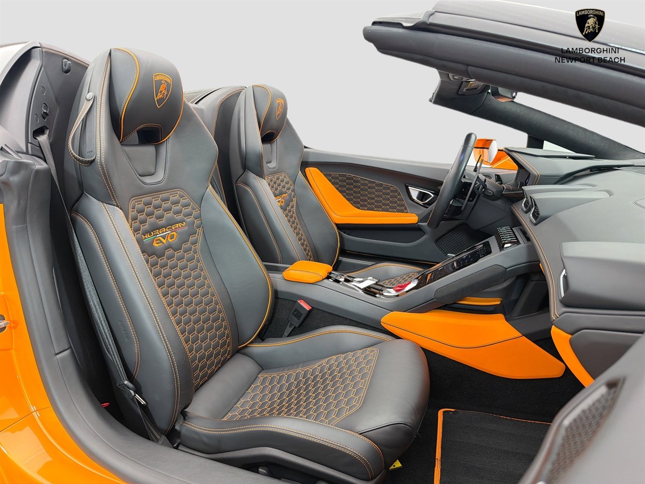 Used 2023 Lamborghini Huracan EVO AWD/4WD image 50
