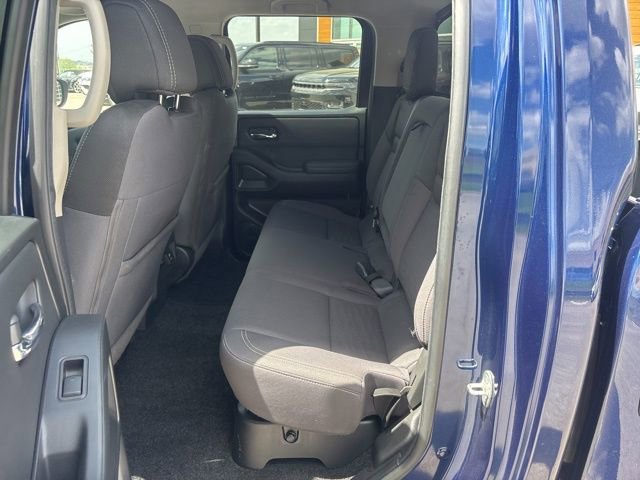 Used 2022 Nissan Frontier SV RWD image 15