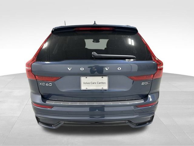 Used 2025 Volvo XC60 B5 Plus w/ Protection Package Premier image 7