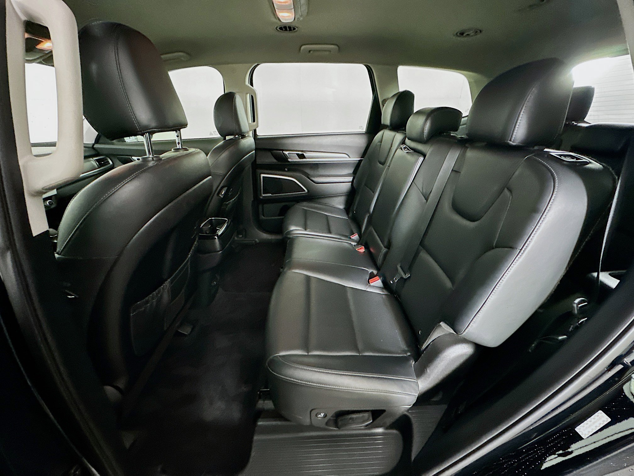 Used 2021 Kia Telluride LX image 28