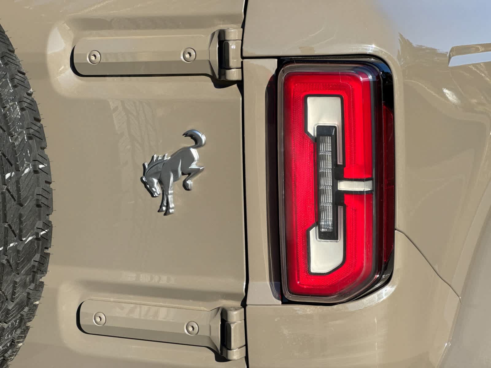 Certified 2025 Ford Bronco Outer Banks AWD/4WD image 27